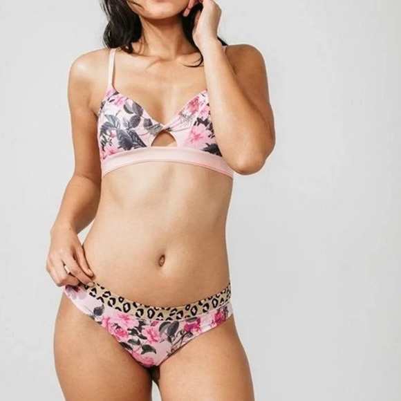 NEW STANCE The Feline Cheeky Thong Womens MEDIUM M Pink & Leopard - Picture 2 of 3